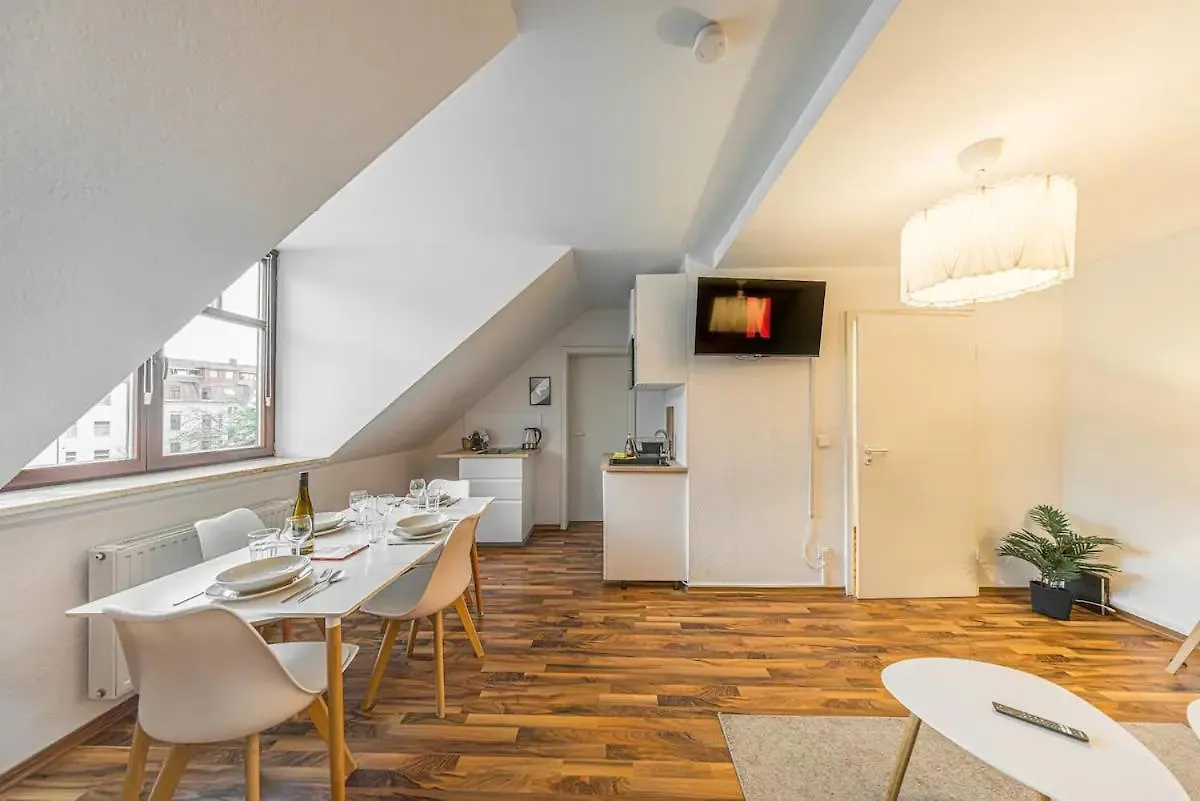 Apartment Grosszuegige Helle 3 Zimmer-Wohnung Zentrumsnah Leipzig